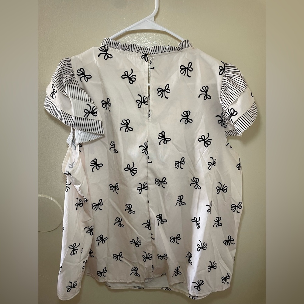 ✨SHEIN Bow Blouse Size 3X #A1 - Picture 4 of 6